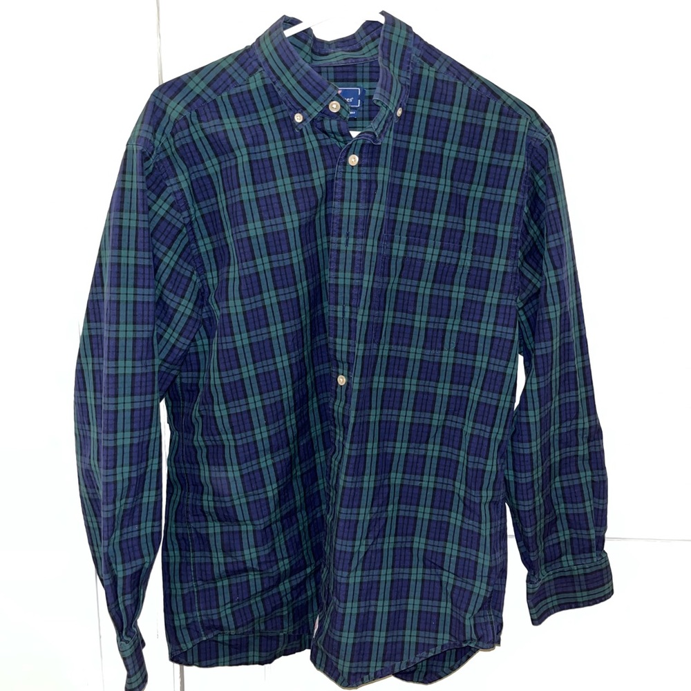 Vineyard Vines green/navy plaid long-sleeve button-up in medium